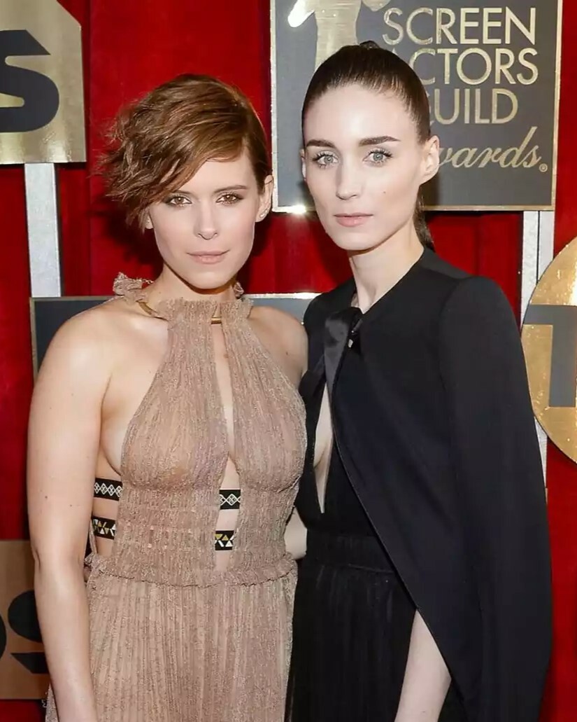 content 930 Kate and Rooney Mara
